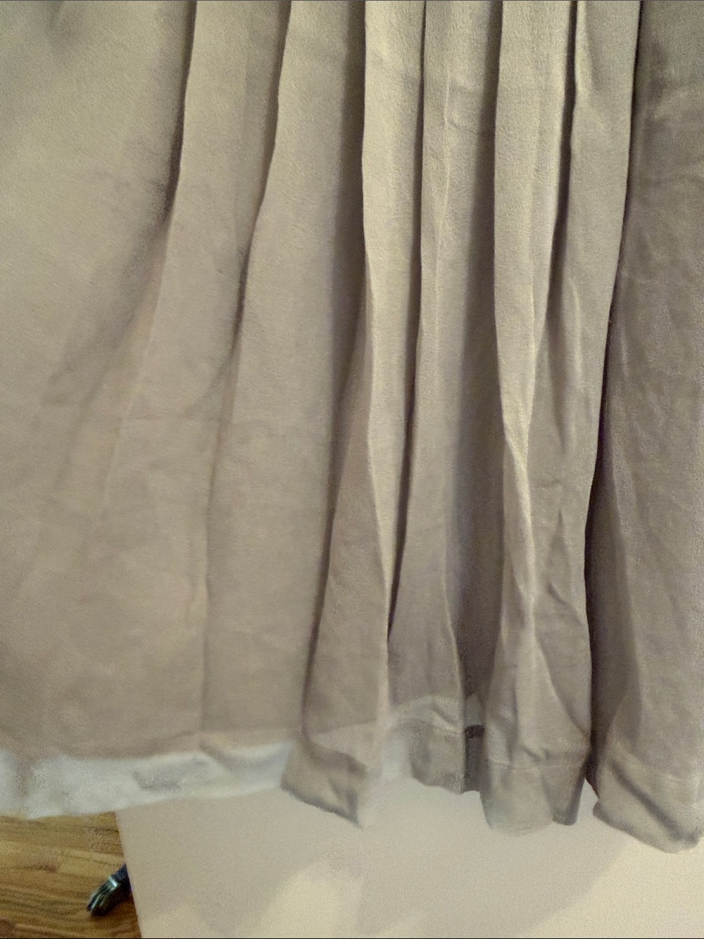 Pure DKNY Women's Light Gray Silk Pleated A-Line Skirt 6 - Picture 3 of 11
